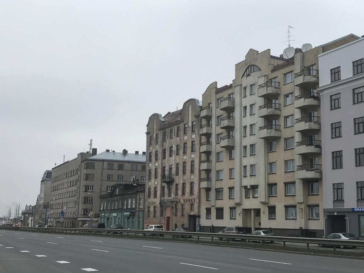 Riverside Promenade Apartment M Riga Extérieur photo